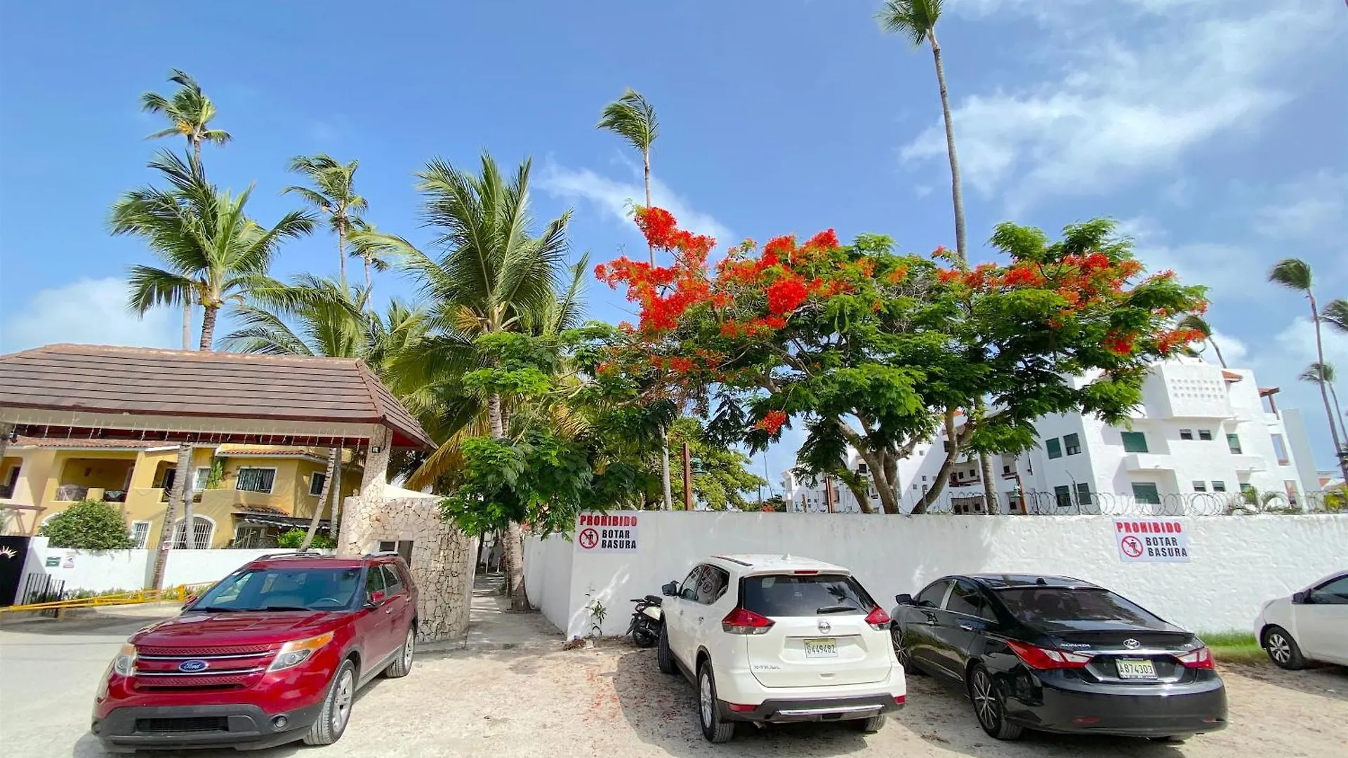 Tropical Village Playa Los Corales Punta Cana Hotel